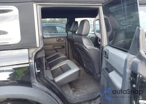 2023 Ford Bronco Big Bend z USA, uszkodzony, nr VIN 1FMEE5BP0PLB81104